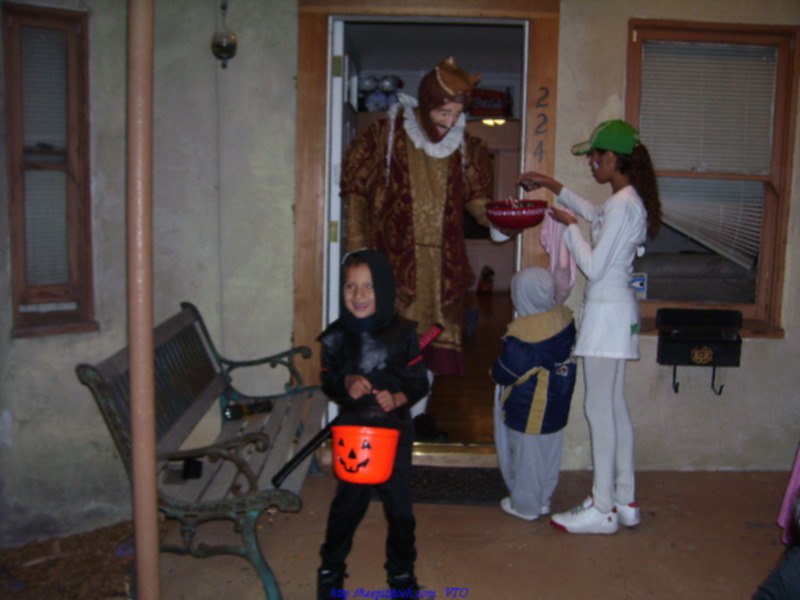 Holloween 2006 007.jpg