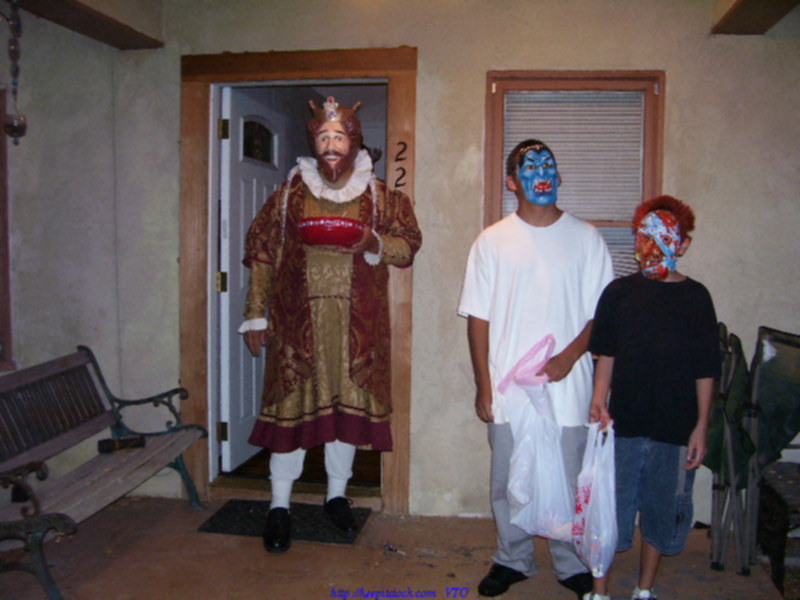 Holloween 2006 044.jpg