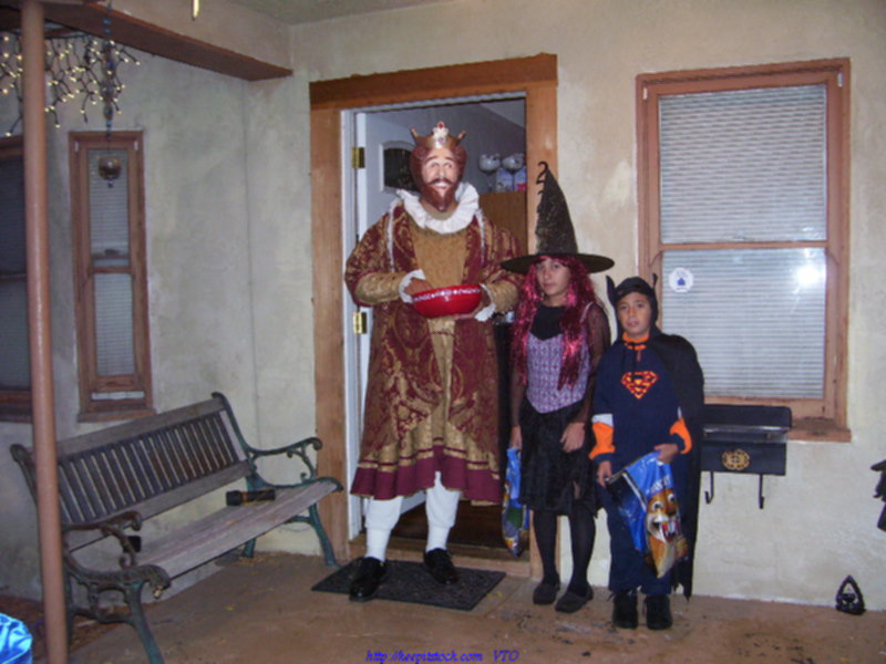 Holloween 2006 066.jpg