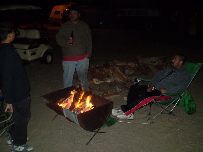 BusesByTheBridge2008053.jpg