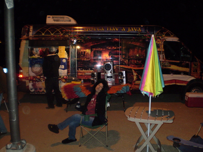 BusesByTheBridge2008145.jpg