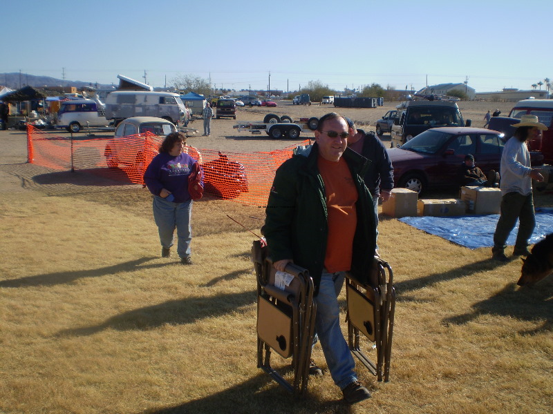BusesByTheBridge2008157.jpg