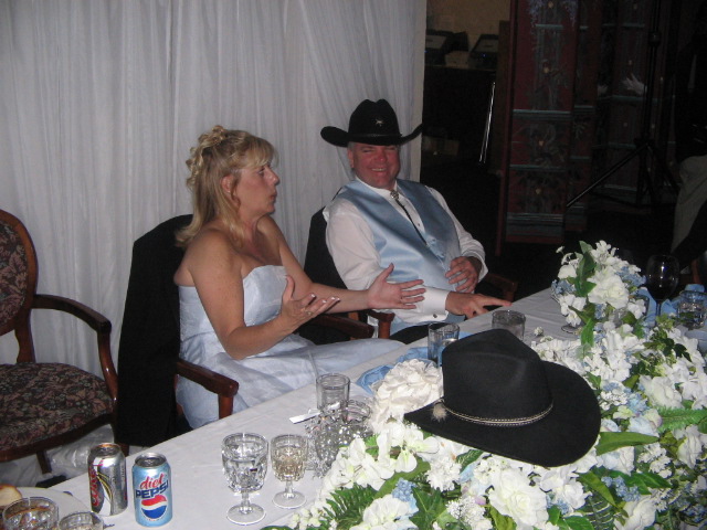 box_on_wheel_wedding.... 048.jpg
