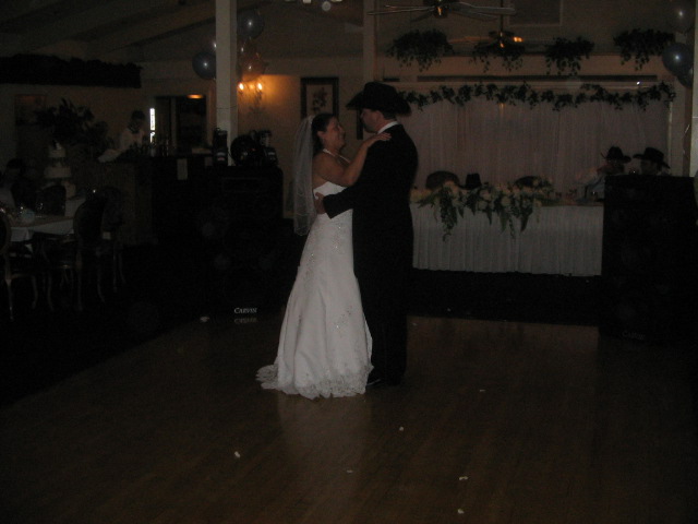 box_on_wheel_wedding.... 069.jpg