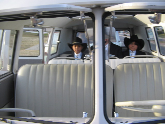 box_on_wheel_wedding.... 142.jpg
