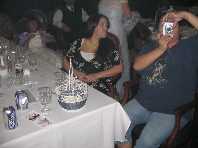 box_on_wheel_wedding.... 256.jpg