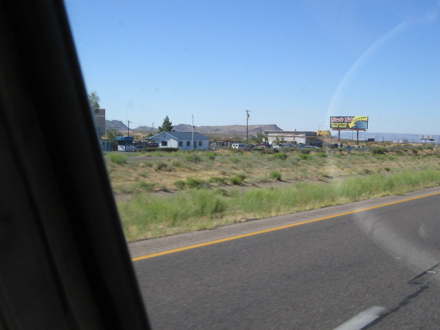 j05 317.jpg